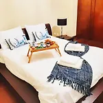 Old Town Flat 1 *